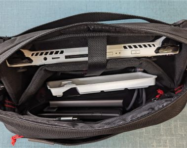tomtoc carrying case for rog ally review